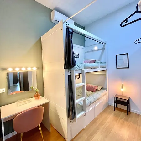 Hostel Time Life *